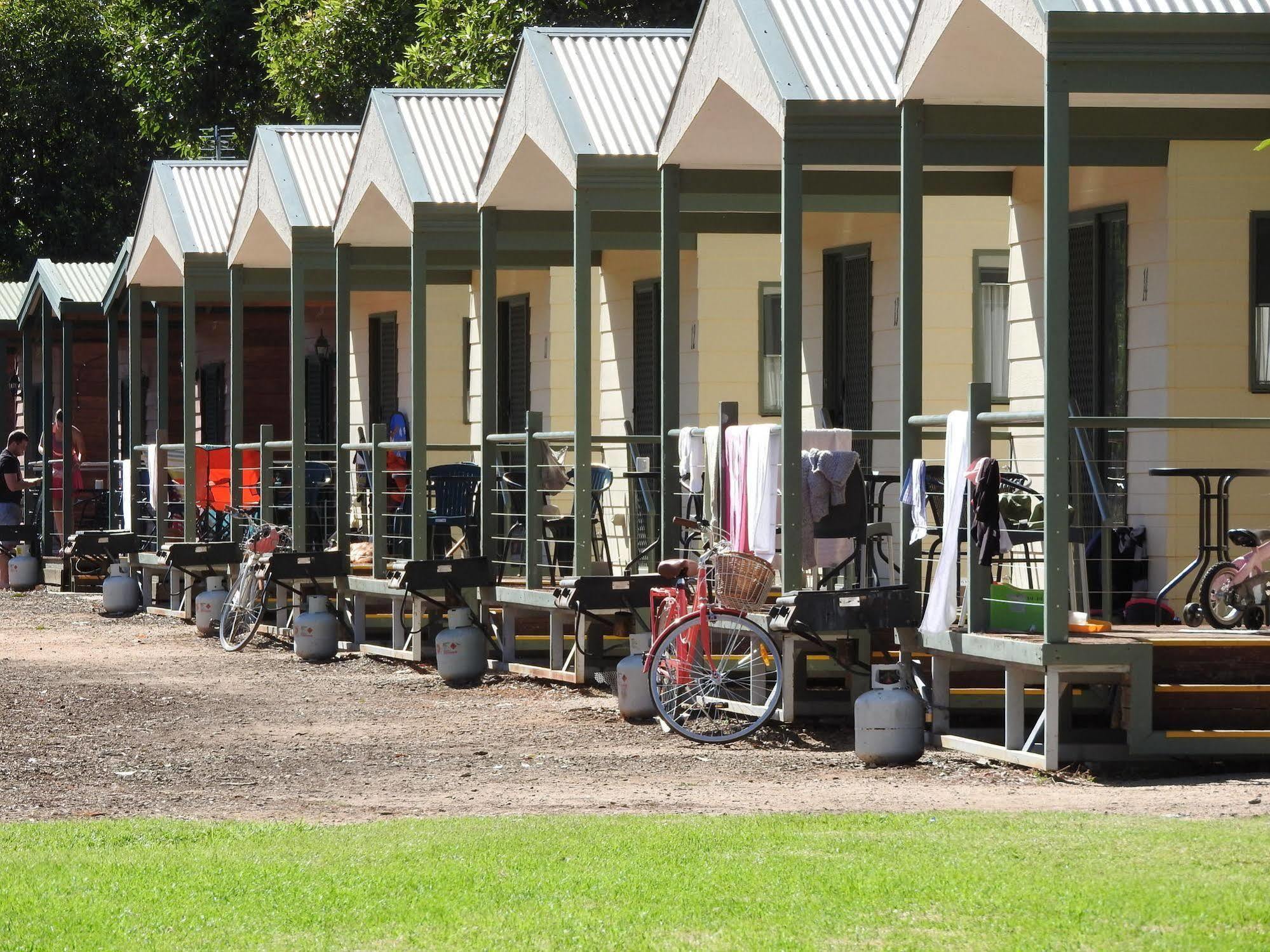 Victoria Lake Holiday Park Shepparton Exterior foto